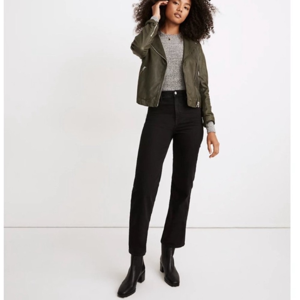 Madewell Slim Wide-Leg Jeans in Lunar Wash Size: 24